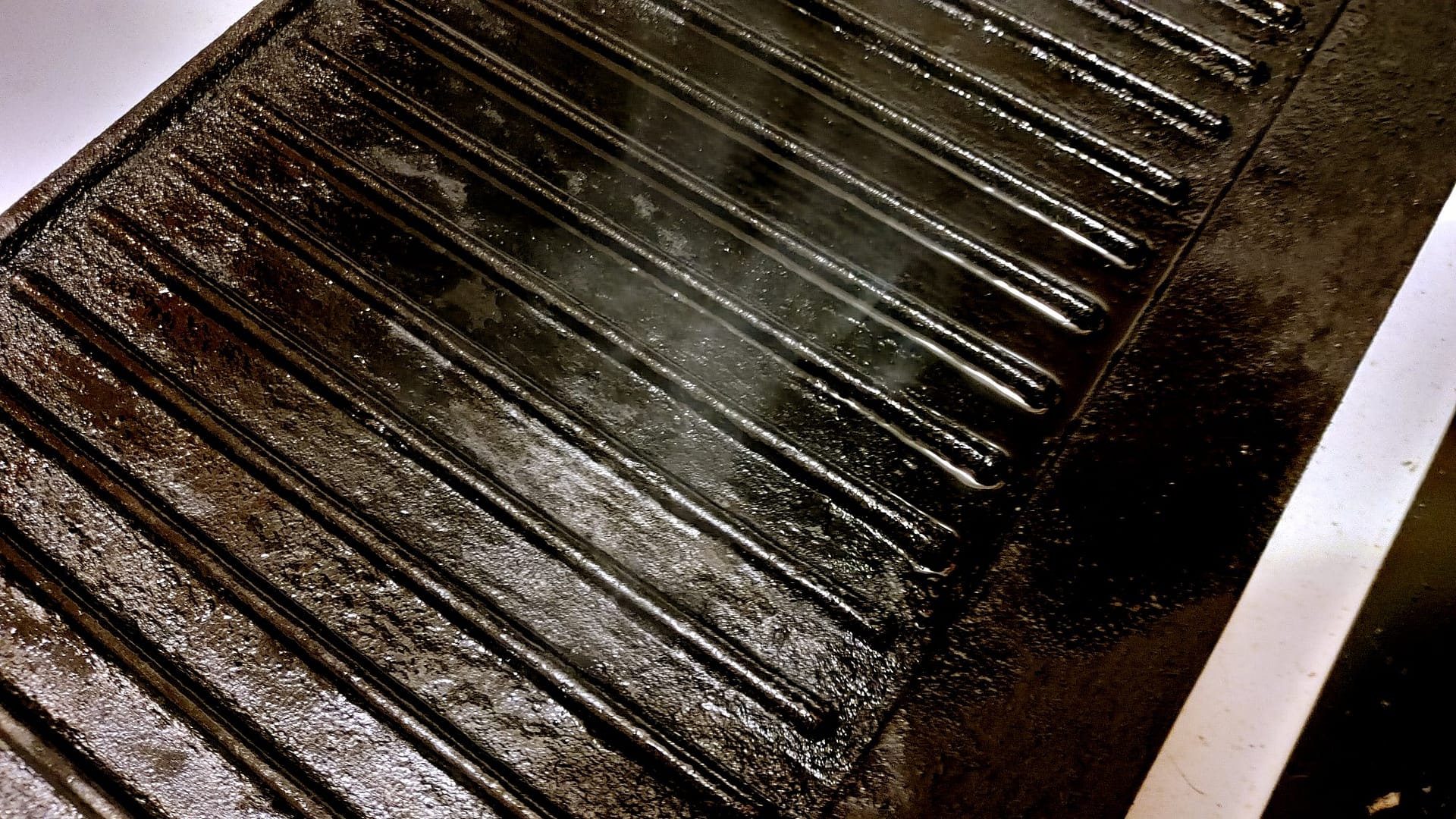 cast iron grill